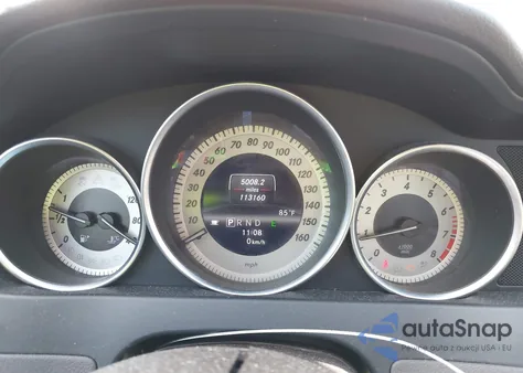 2013 Mercedes-Benz C 250 z USA, uszkodzony, nr VIN WDDGJ4HB2DG089470